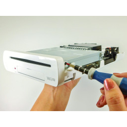 Замена передней панели Nintendo Wii U