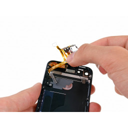 Замена ленточного кабеля для кнопки iPod Touch 6-го поколения