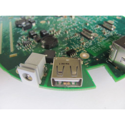 Замена USB-порта Apple AirPort Extreme Model A1034
